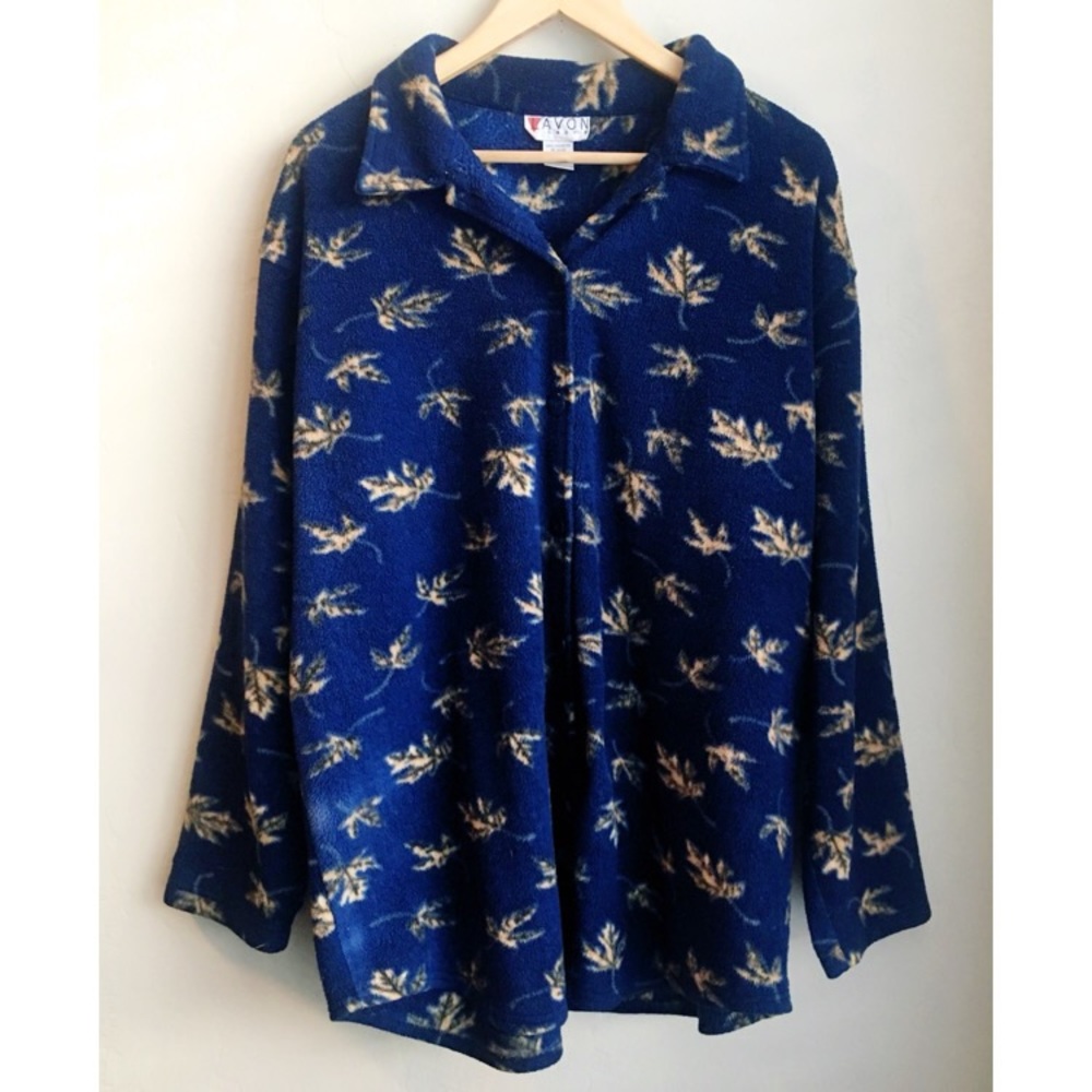 Vintage Avon Leaf Button Up Pullover